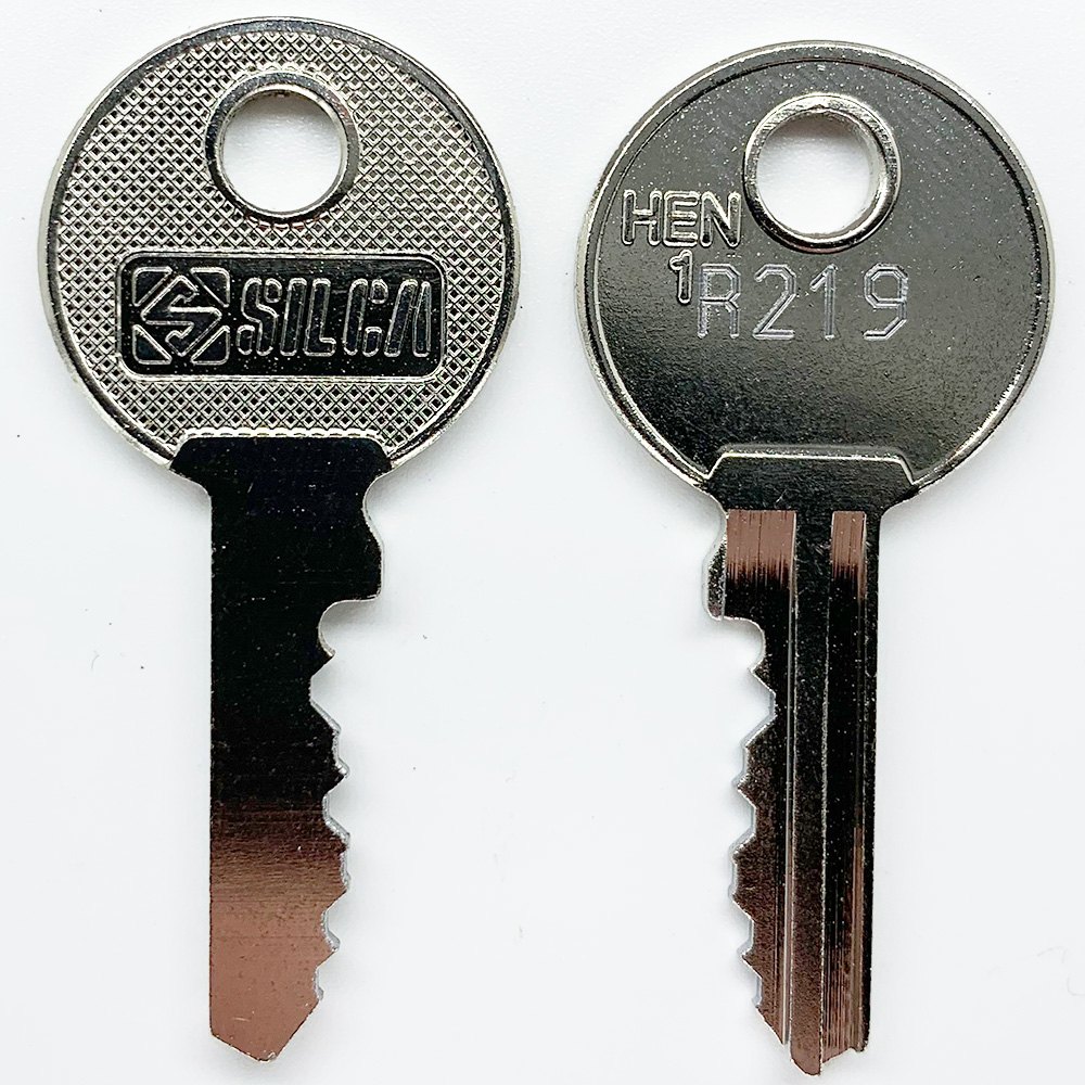 2 X Henderson Garage Keys Cut To Code – R008-R295, R701-R795, Steel, UK Made